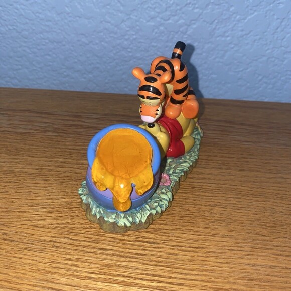 Disney Winnie the Pooh Tigger Miniature Clock Fantasma Friends Forever vintage - Picture 1 of 8